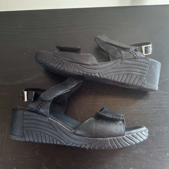 Wolky Shira Black Leather Wedge Sandals - Picture 4 of 7